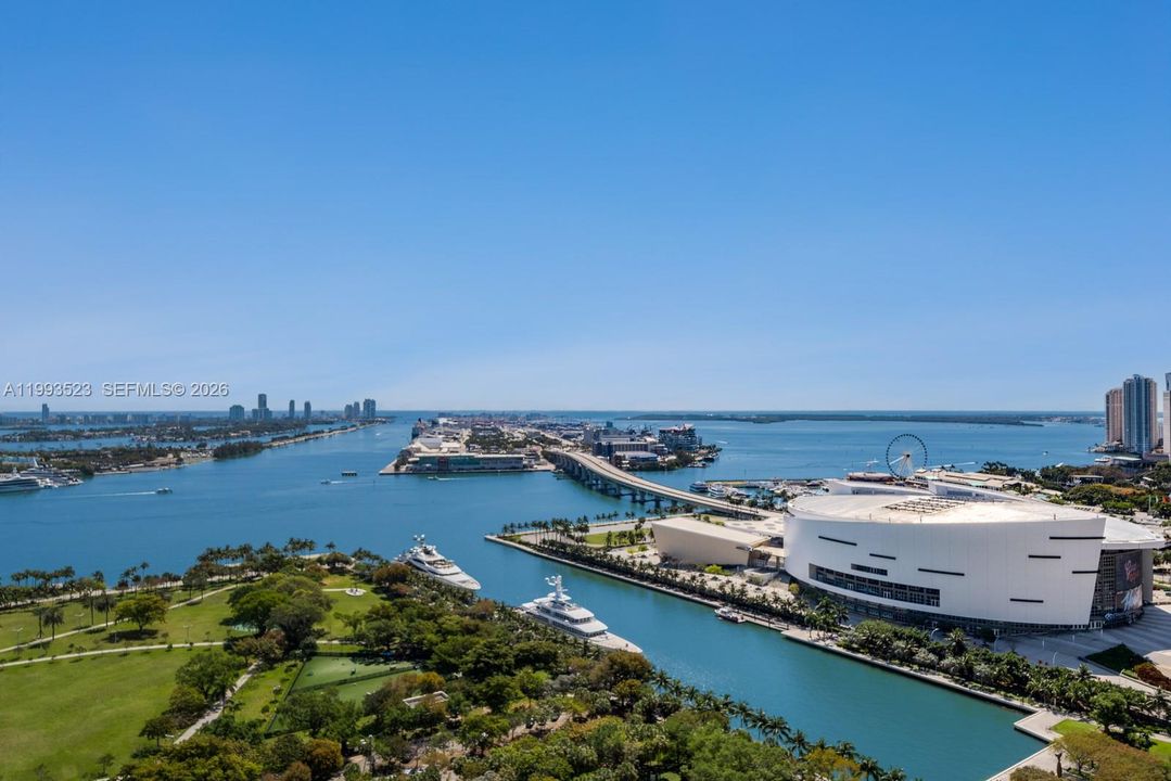 En Venta: $6,800,000 (4 camas, 5 baños, 4600 Pies cuadrados)