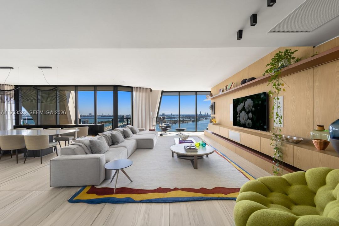 En Venta: $6,800,000 (4 camas, 5 baños, 4600 Pies cuadrados)