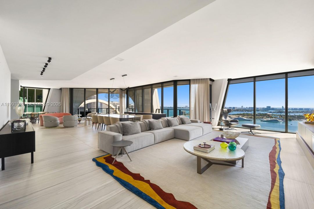 En Venta: $6,800,000 (4 camas, 5 baños, 4600 Pies cuadrados)