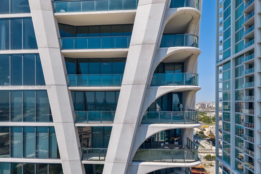 En Venta: $6,800,000 (4 camas, 5 baños, 4600 Pies cuadrados)