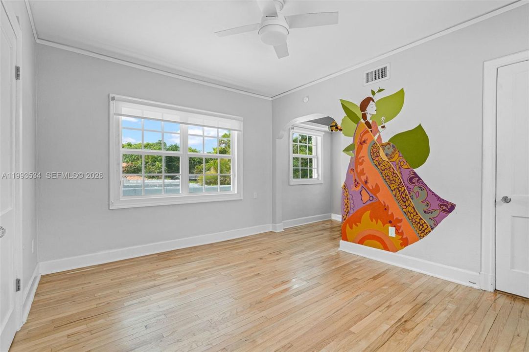 For Sale: $1,679,000 (3 beds, 2 baths, 2009 Square Feet)