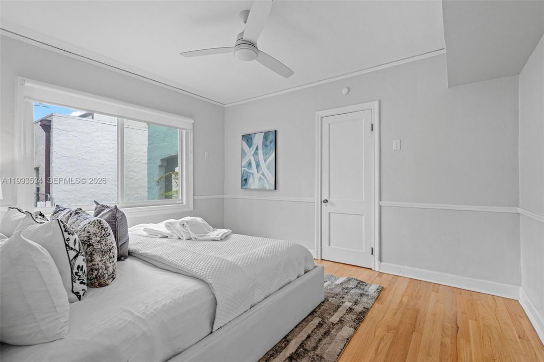 For Sale: $1,679,000 (3 beds, 2 baths, 2009 Square Feet)