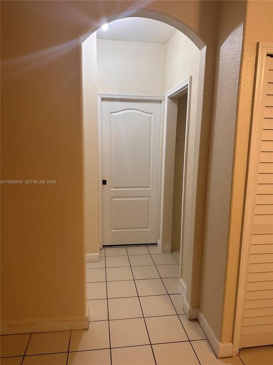 Recently Rented: $1,500 (2 beds, 2 baths, 914 Square Feet)