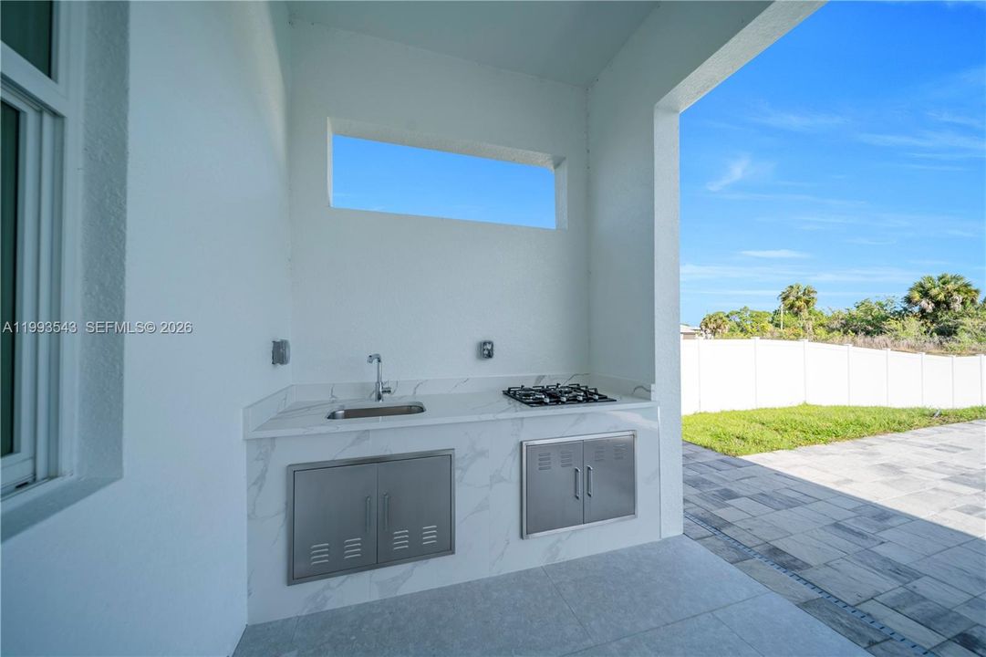 Vendido Recientemente: $459,900 (3 camas, 2 baños, 0 Pies cuadrados)