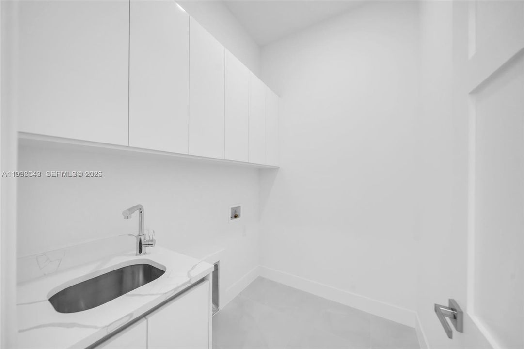 Vendido Recientemente: $459,900 (3 camas, 2 baños, 0 Pies cuadrados)