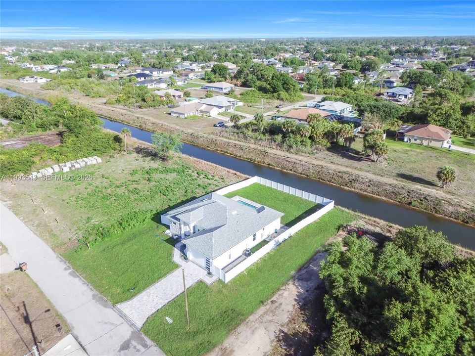 Vendido Recientemente: $459,900 (3 camas, 2 baños, 0 Pies cuadrados)