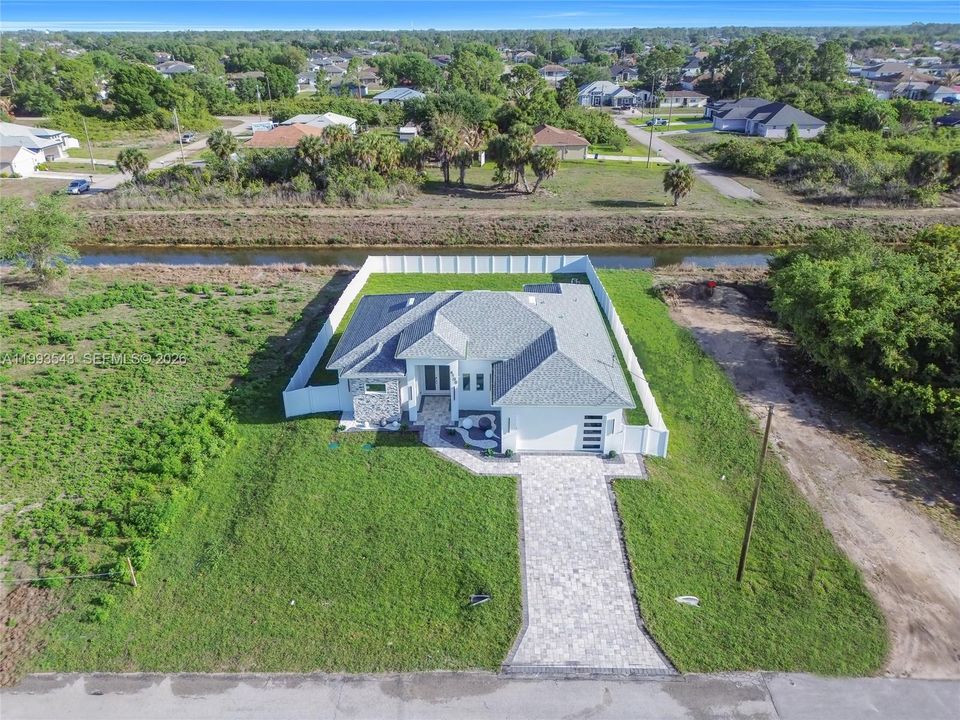 Vendido Recientemente: $459,900 (3 camas, 2 baños, 0 Pies cuadrados)