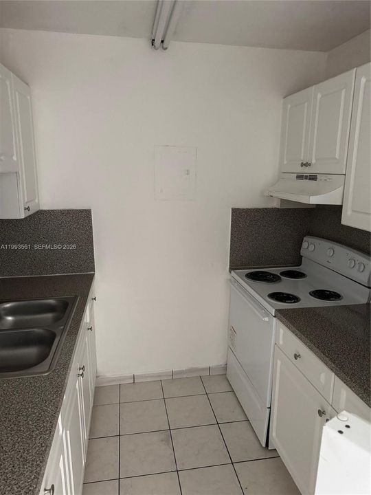 Activo con contrato: $1,800 (2 camas, 2 baños, 852 Pies cuadrados)