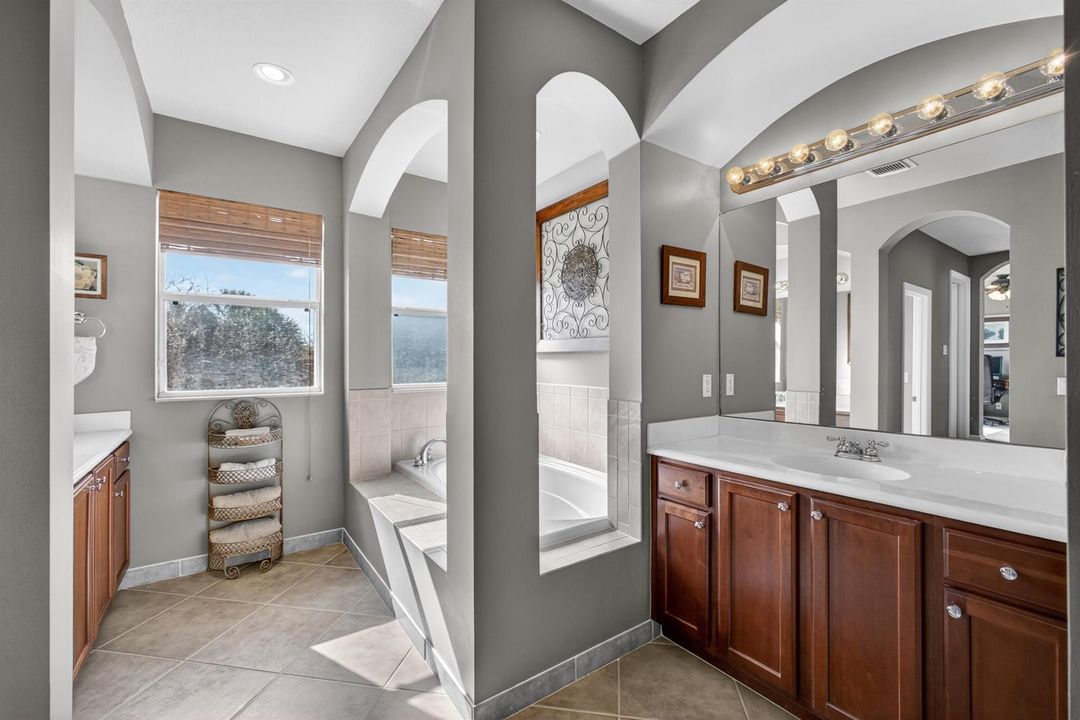 Dual Vanities