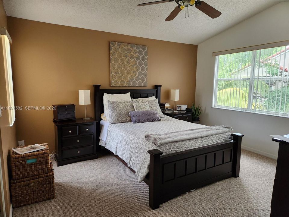 Recently Rented: $4,100 (4 beds, 2 baths, 1692 Square Feet)
