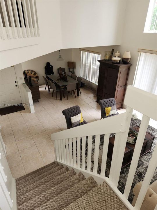 Recently Rented: $4,100 (4 beds, 2 baths, 1692 Square Feet)