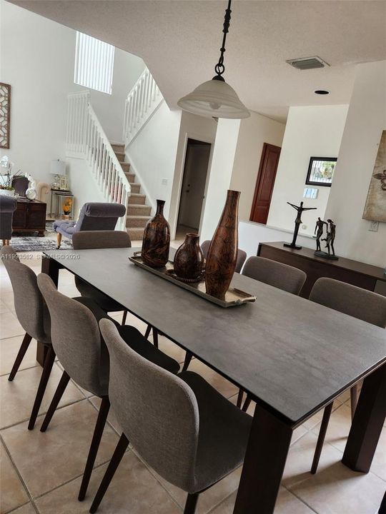 Recently Rented: $4,100 (4 beds, 2 baths, 1692 Square Feet)