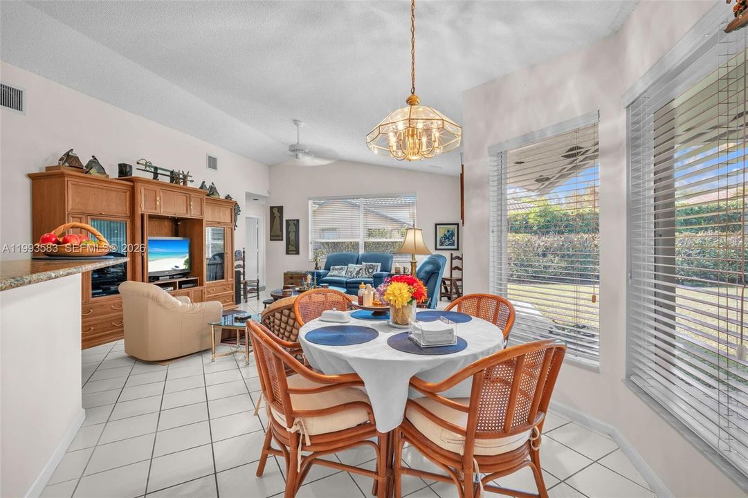 Active With Contract: $999,999 (4 beds, 3 baths, 2652 Square Feet)