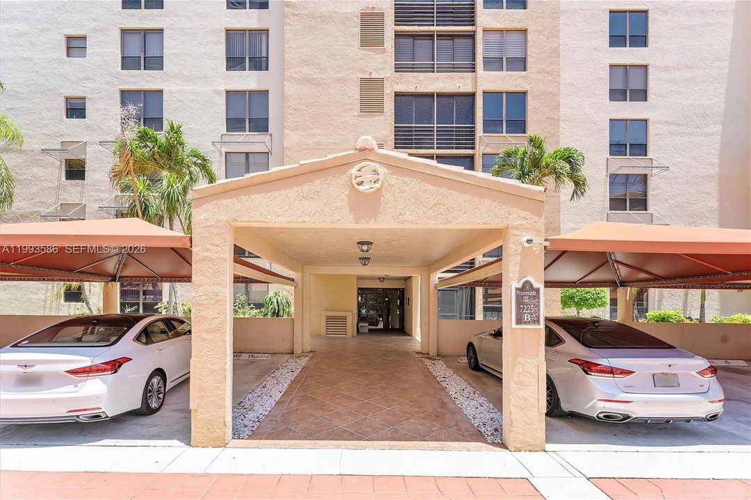 For Sale: $379,000 (3 beds, 2 baths, 1870 Square Feet)
