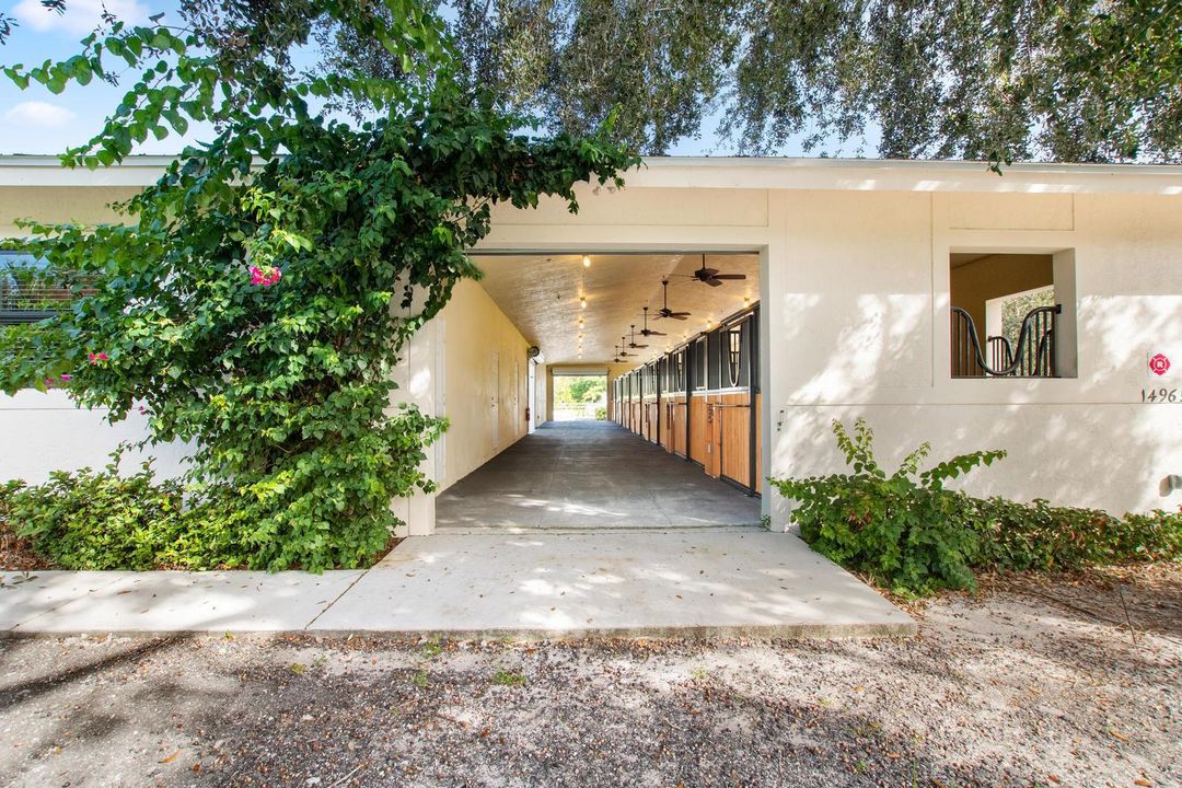 14965 Oatland Ct Wellington FL-large-041