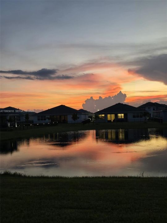 For Sale: $485,000 (4 beds, 2 baths, 2209 Square Feet)