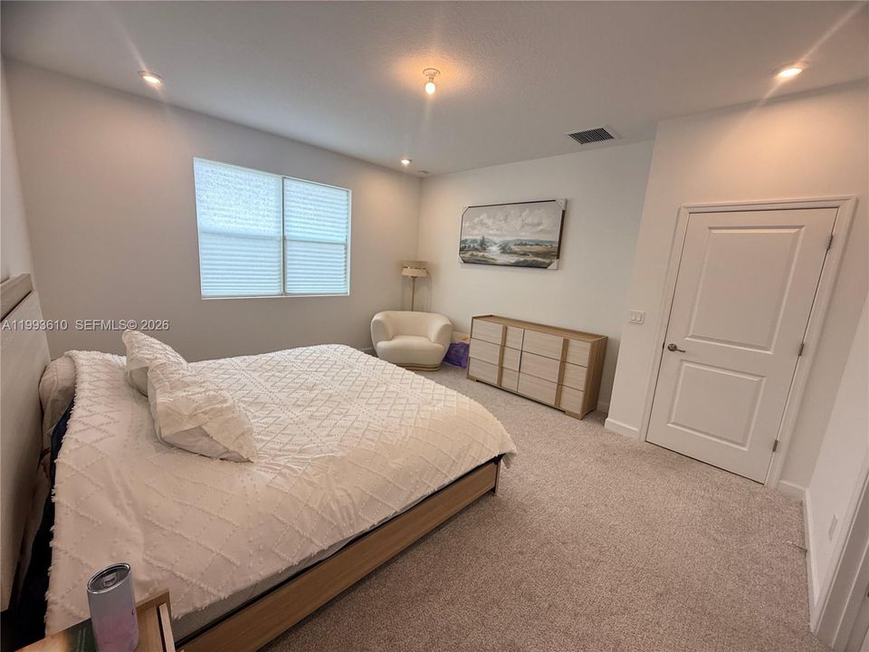 For Sale: $485,000 (4 beds, 2 baths, 2209 Square Feet)