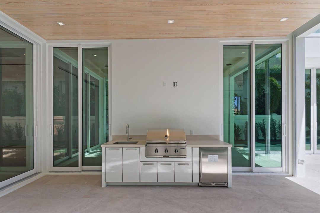 Summer Kitchen