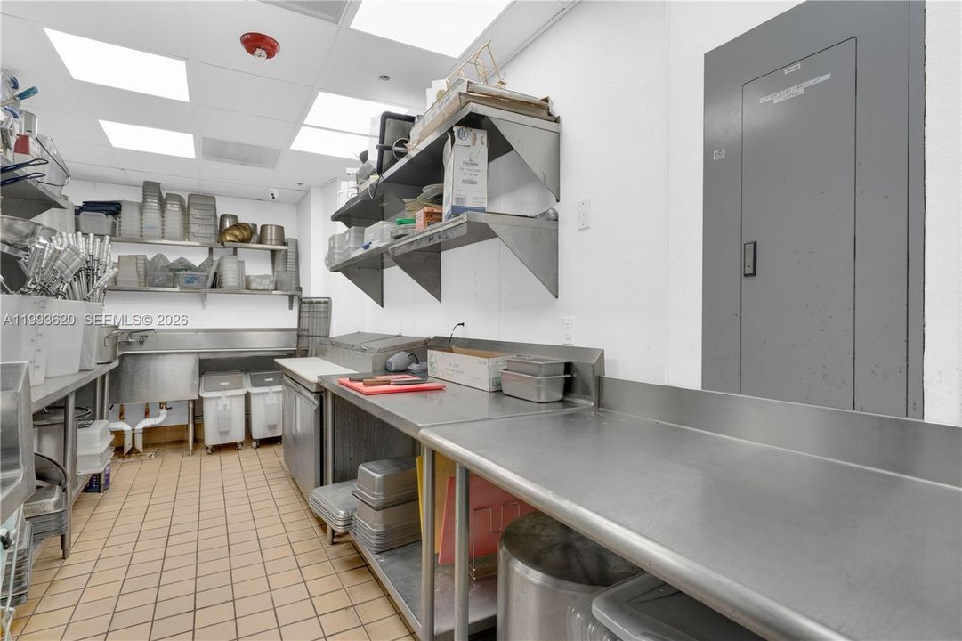 На продажу: $1,200,000 (0 спален, 0 ванн, 0 Квадратных фут)