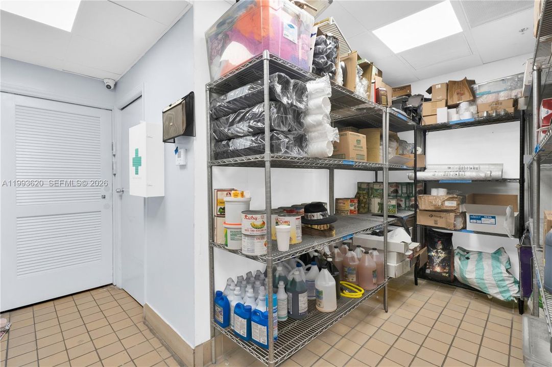 На продажу: $1,200,000 (0 спален, 0 ванн, 0 Квадратных фут)