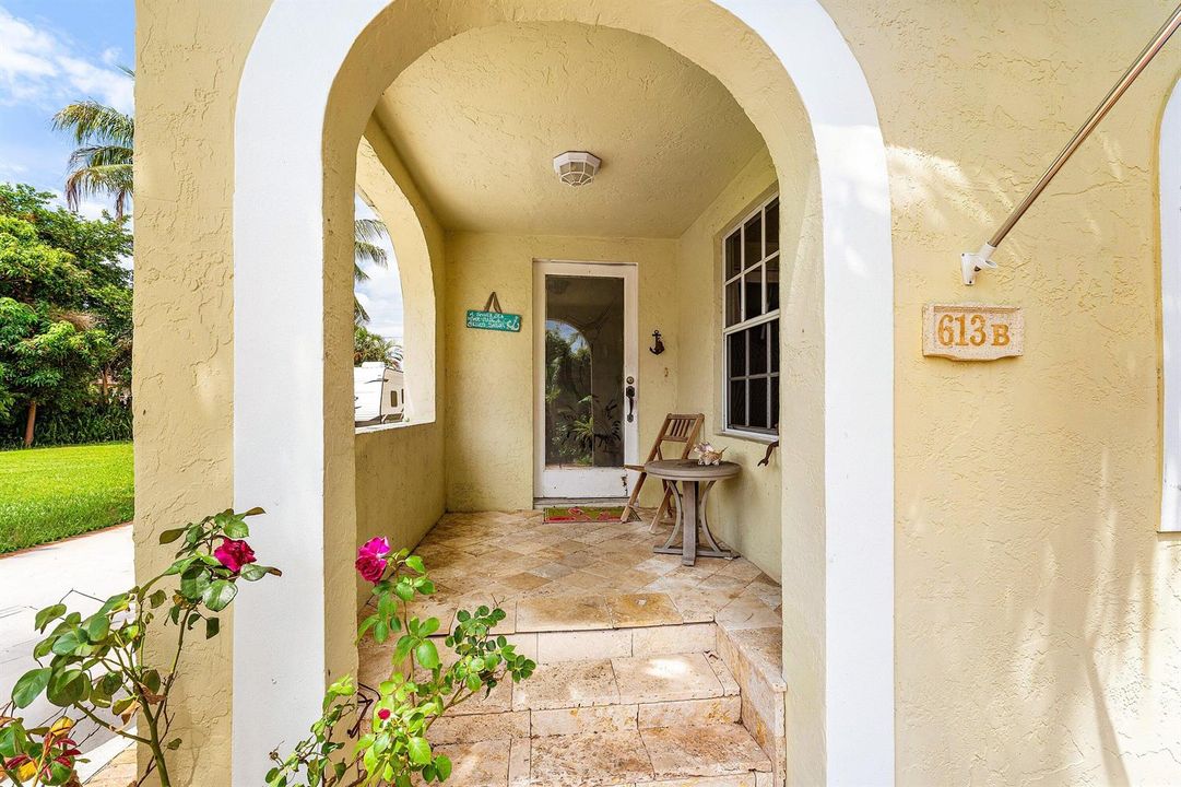 007-613North5thStreet-Lantana-FL-33462-S