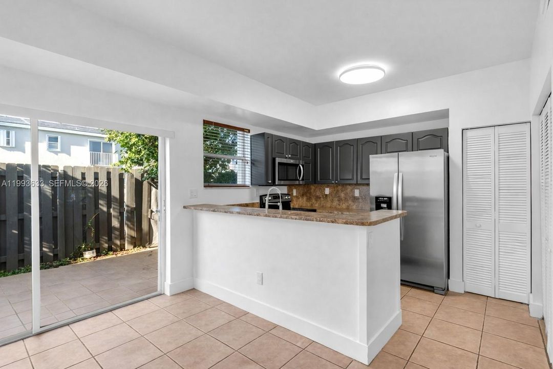 En Renta: $3,100 (3 camas, 2 baños, 1380 Pies cuadrados)