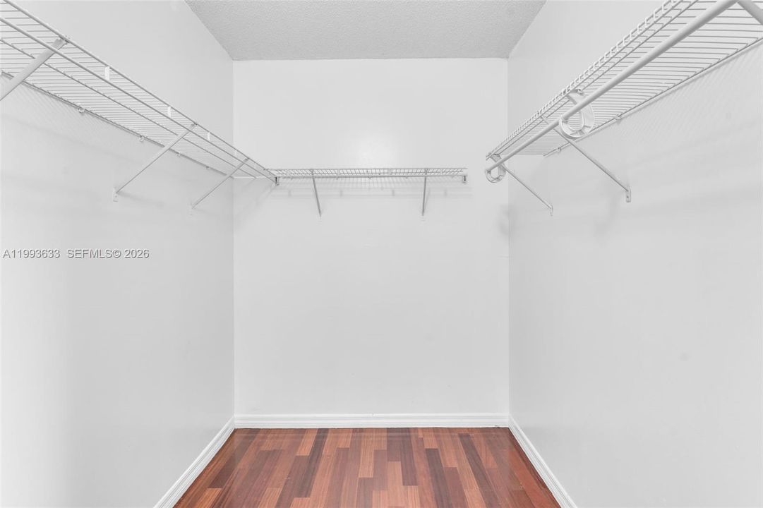 En Renta: $3,100 (3 camas, 2 baños, 1380 Pies cuadrados)