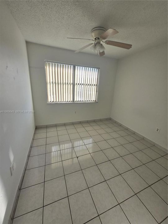 В аренду: $2,050 (2 спален, 2 ванн, 950 Квадратных фут)