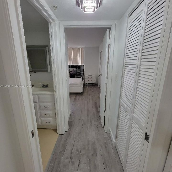 En Venta: $310,000 (1 camas, 1 baños, 743 Pies cuadrados)