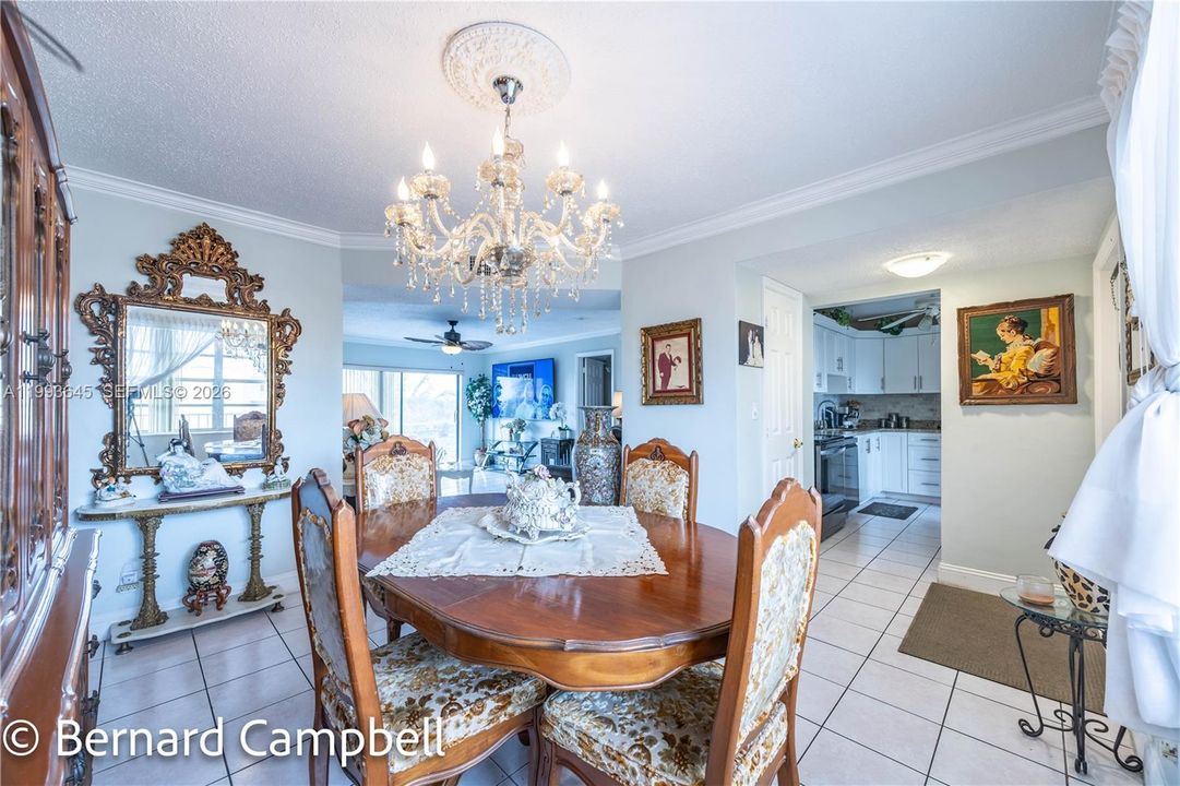 На продажу: $158,000 (2 спален, 2 ванн, 1102 Квадратных фут)