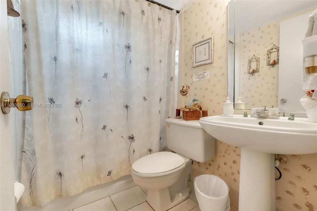 En Venta: $339,000 (3 camas, 2 baños, 1080 Pies cuadrados)