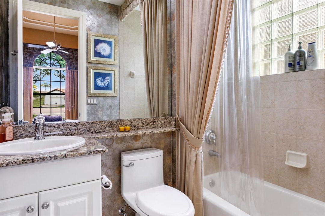 GUEST BATH 1