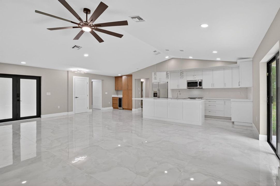 51-web-or-mls-P1171195