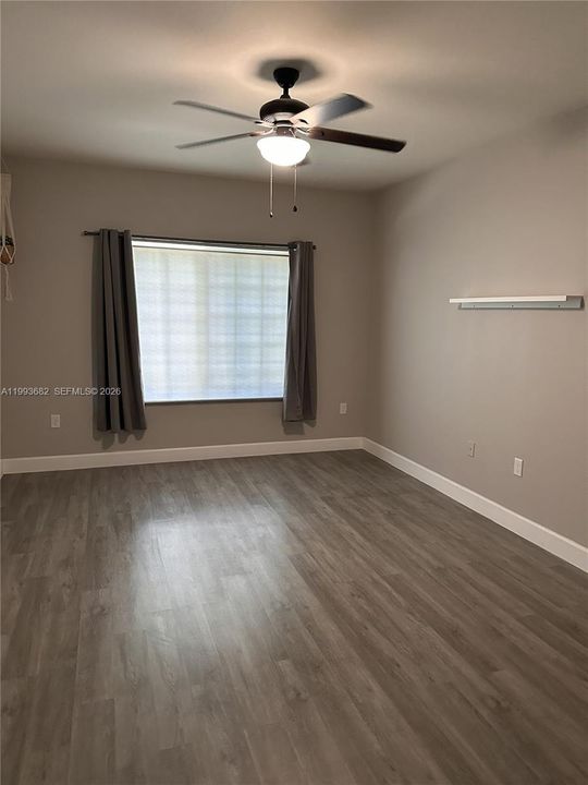 For Rent: $2,300 (3 beds, 2 baths, 1537 Square Feet)