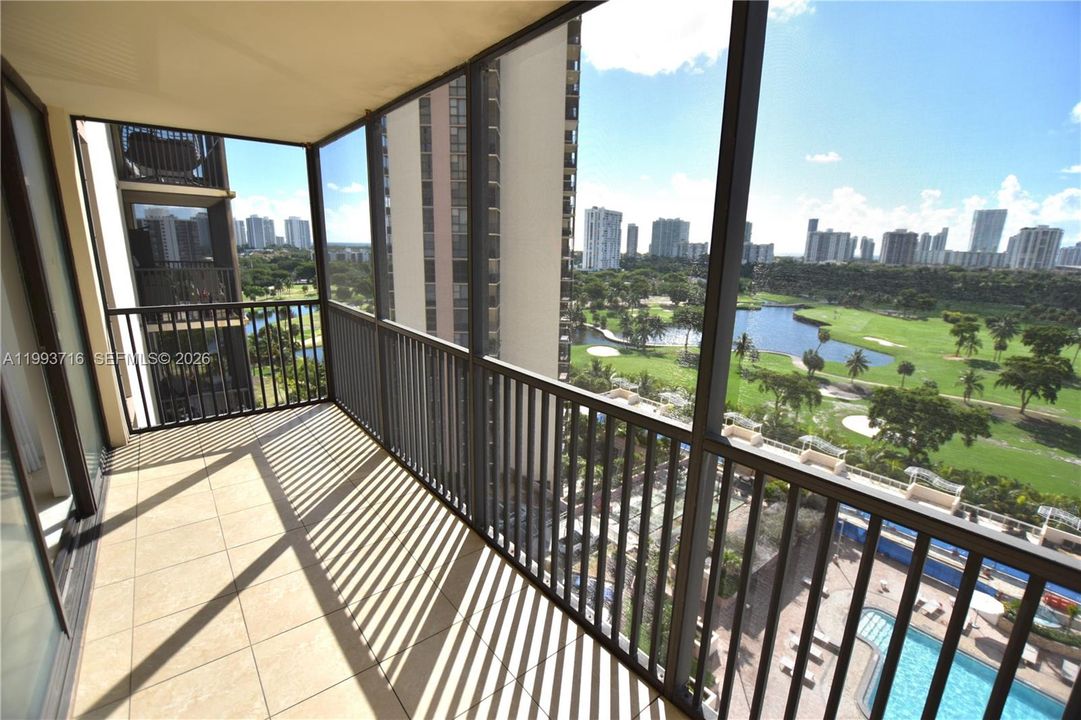 Activo con contrato: $182,490 (1 camas, 1 baños, 913 Pies cuadrados)