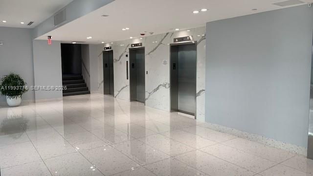 Activo con contrato: $182,490 (1 camas, 1 baños, 913 Pies cuadrados)