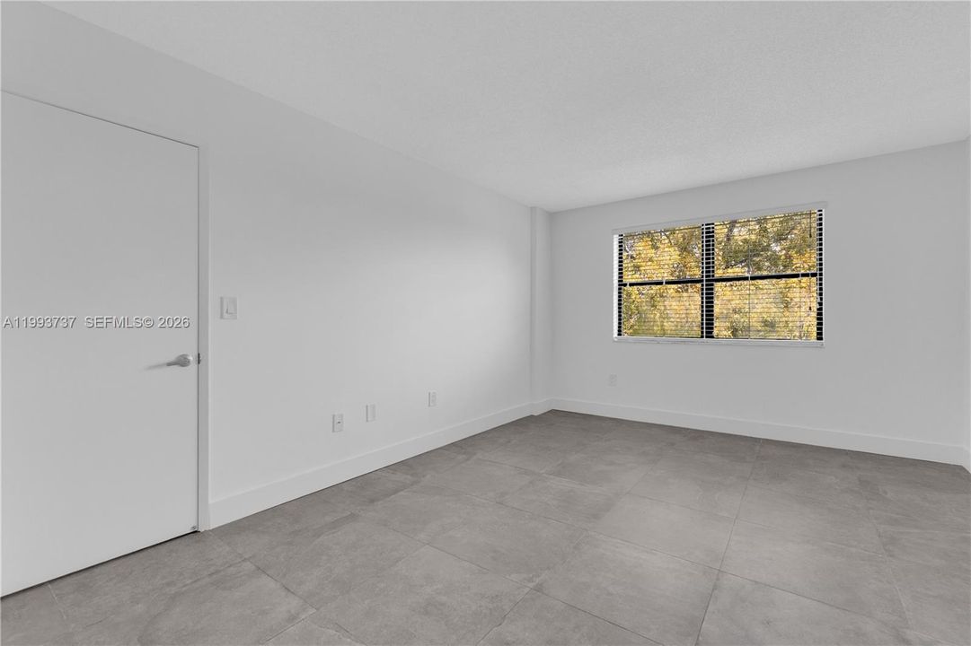 На продажу: $360,000 (2 спален, 2 ванн, 1520 Квадратных фут)