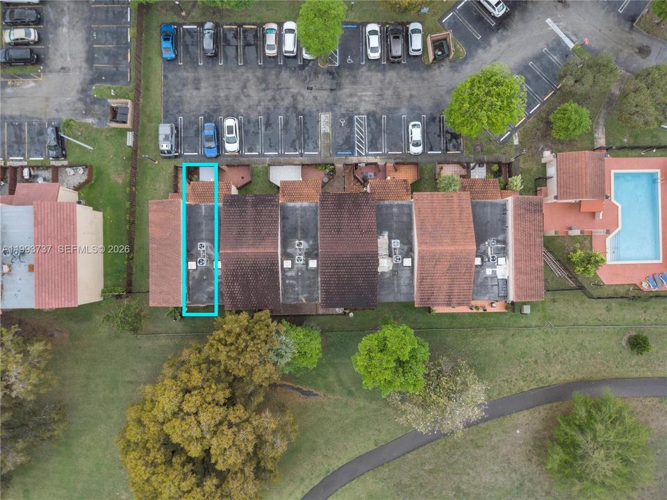 На продажу: $360,000 (2 спален, 2 ванн, 1520 Квадратных фут)