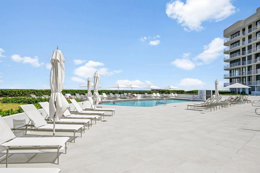 atriums pool 3eII