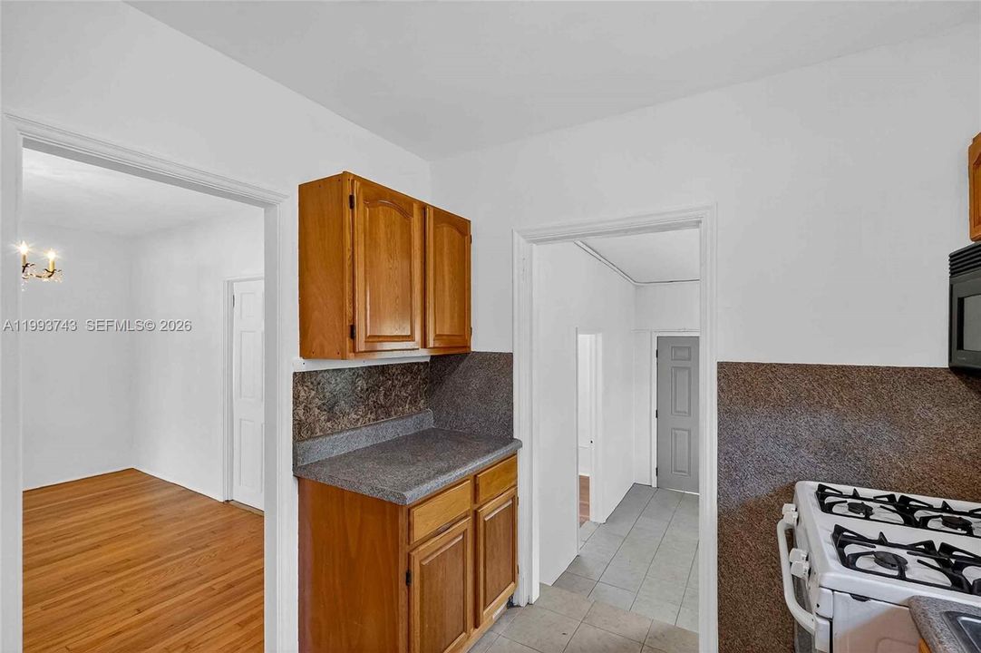 Active With Contract: $1,350,000 (0 beds, 0 baths, 2835 Square Feet)