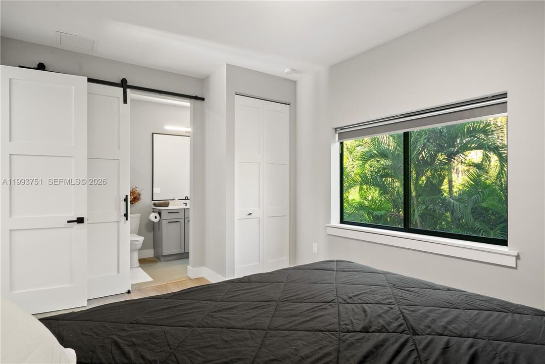 For Sale: $939,000 (3 beds, 3 baths, 1936 Square Feet)