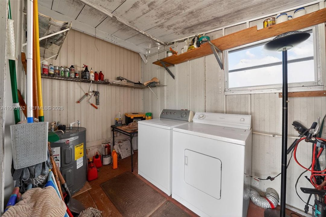 For Sale: $25,000 (2 beds, 1 baths, 1100 Square Feet)