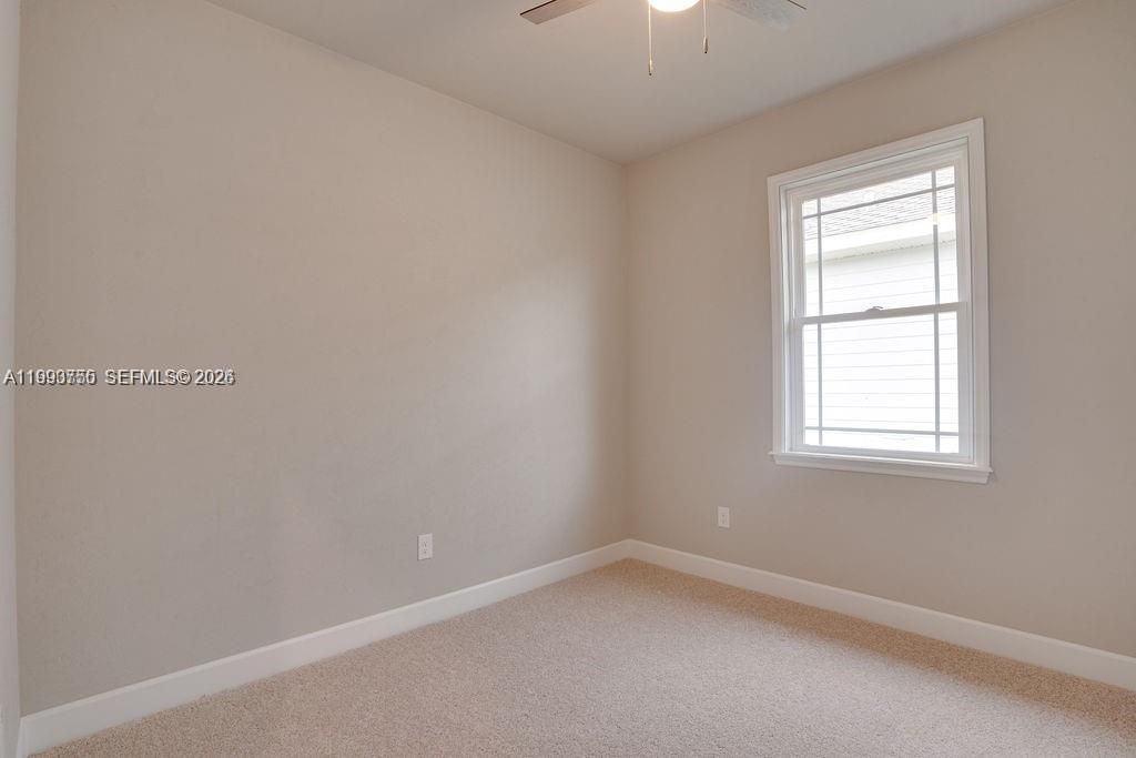 For Rent: $2,400 (3 beds, 2 baths, 2017 Square Feet)