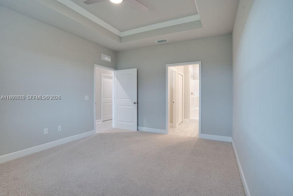 For Rent: $2,400 (3 beds, 2 baths, 2017 Square Feet)
