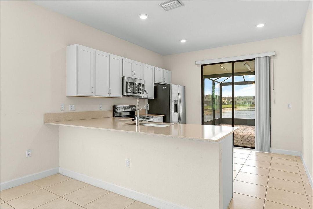 10156-W-Villa-Cir-HigMedia-018-1280
