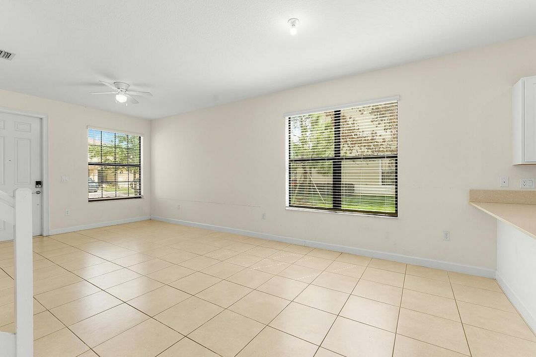 10156-W-Villa-Cir-HigMedia-016-1280