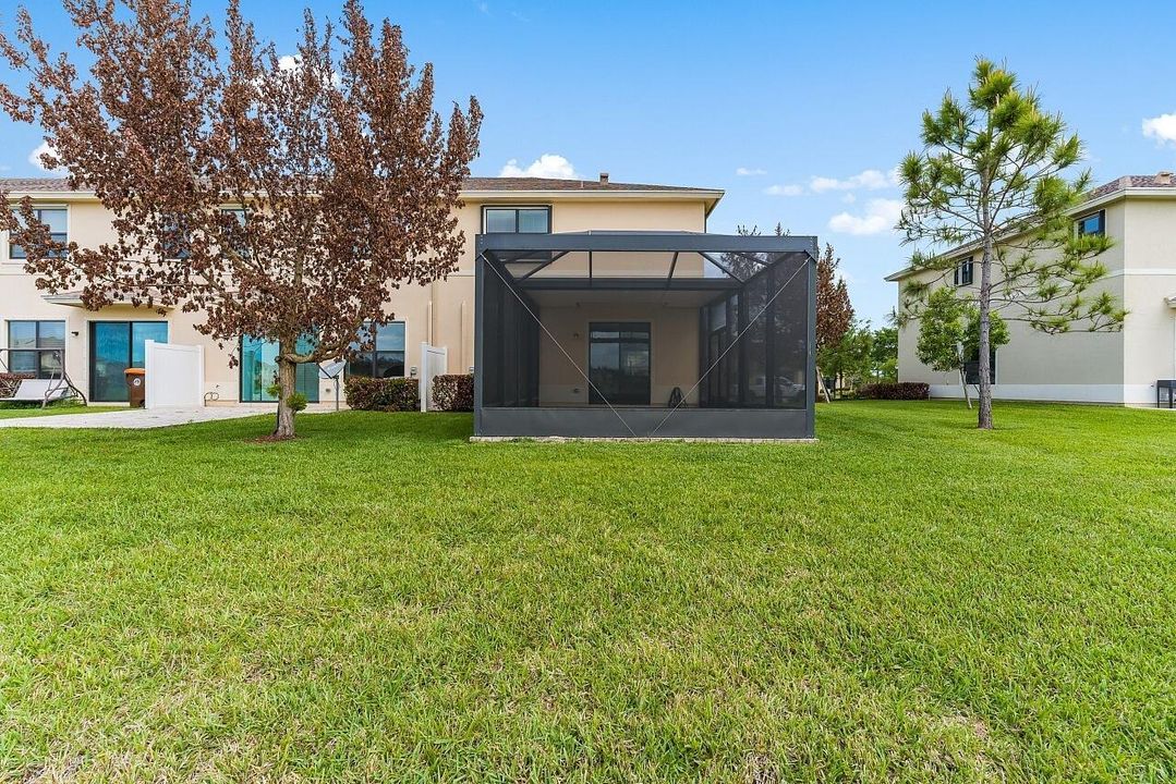 10156-W-Villa-Cir-HigMedia-045-1280