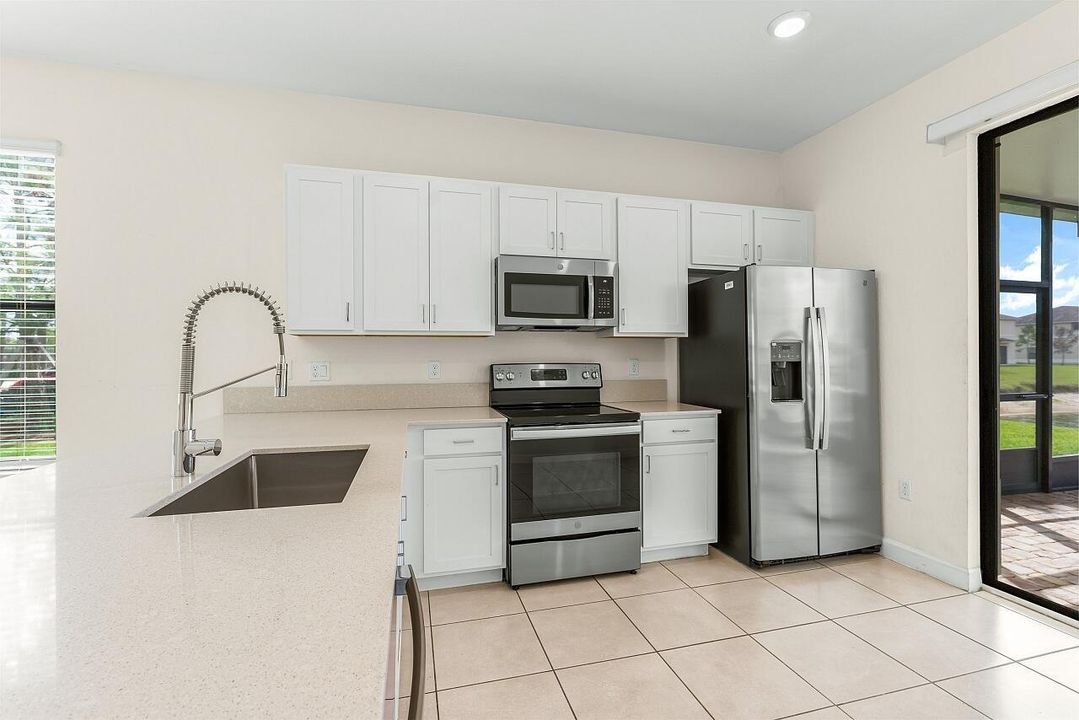 10156-W-Villa-Cir-HigMedia-019-1280