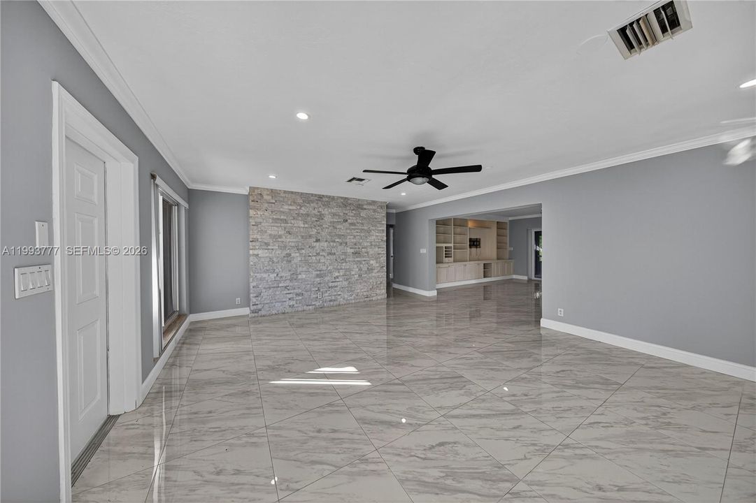 For Rent: $9,500 (4 beds, 4 baths, 2307 Square Feet)