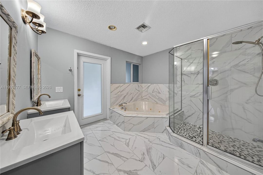 For Rent: $9,500 (4 beds, 4 baths, 2307 Square Feet)